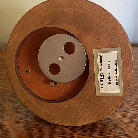 Thorens Swiss Music Box BALLERINA Nadia's Theme - Picture 9 of 12